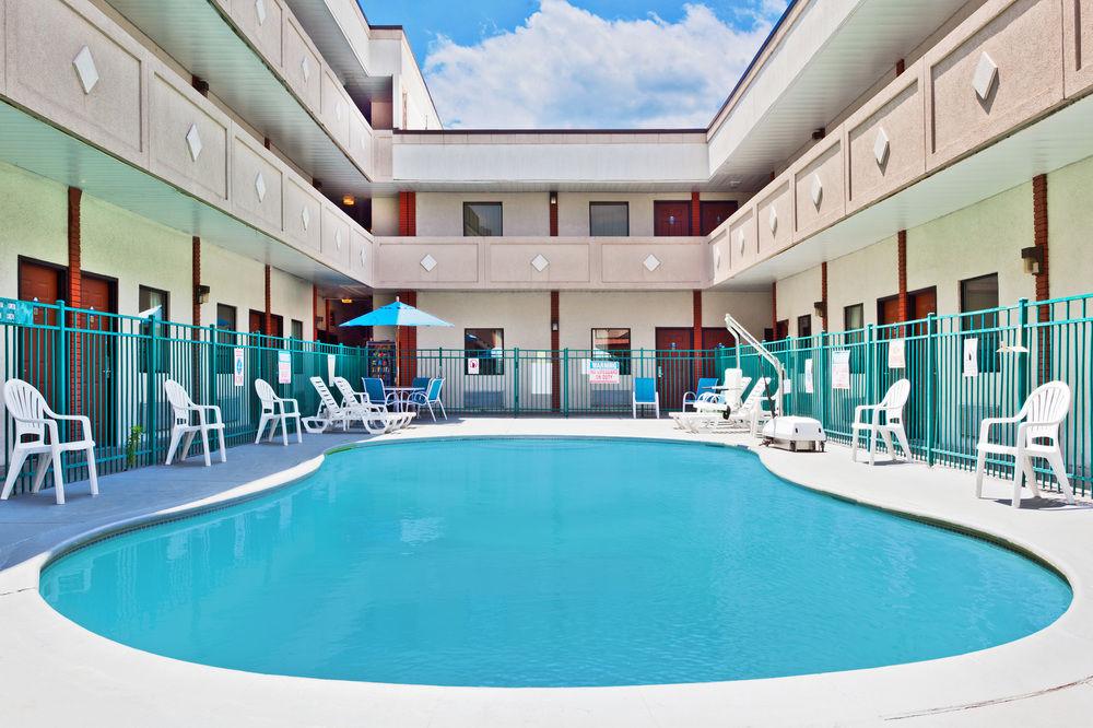 Hotel Bo, A Days Inn By Wyndham Chattanooga Downtown Eksteriør bilde